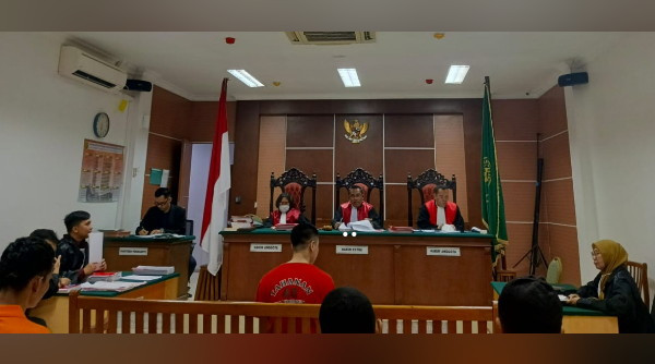 sidang_batam.jpg